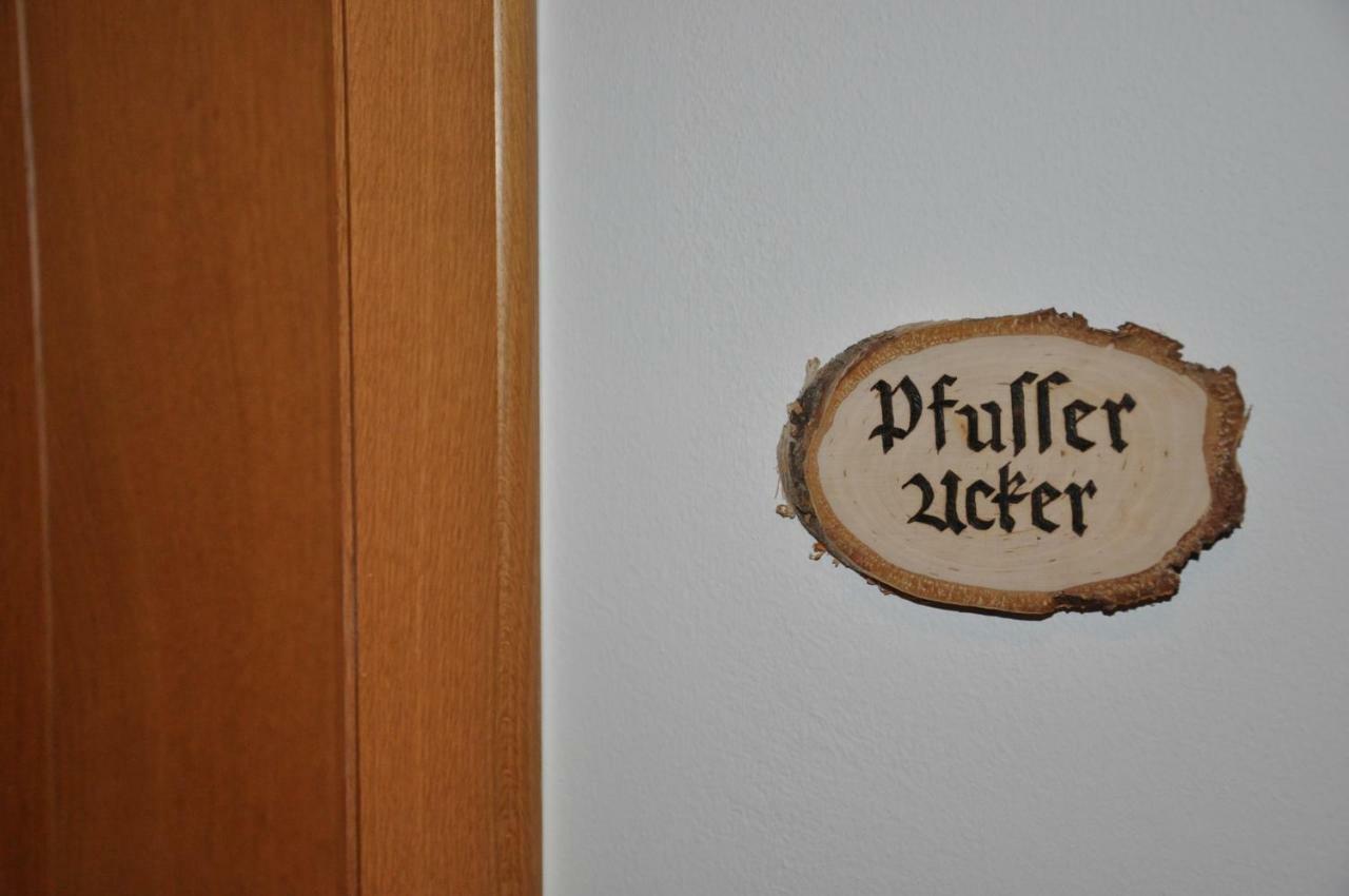 Gaestehaus Pfuss 卡尔达罗 外观 照片